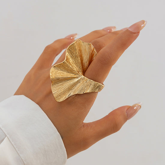 The Gallery Girl Ring-Oversized Sculptural Silver Statement Ring